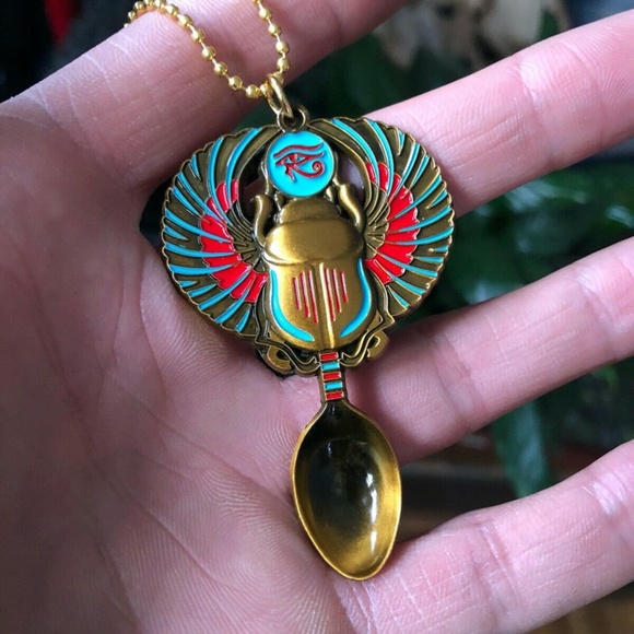Mini Spoon Pendant Necklace The Tiny Enamel Egyptian Sacred Scarb Jewel God - Picture 3 of 4